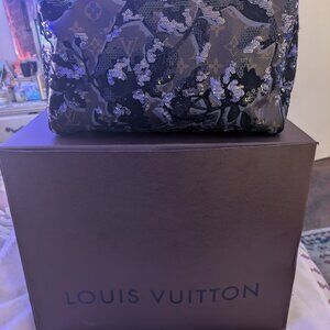Louis Vuitton Fluer de Jais 2010
